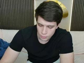 willy_morris on Flirt4Free 