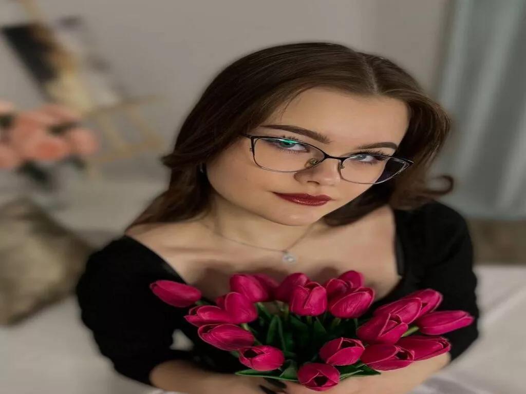 EmmaWokers on LiveJasmin 
