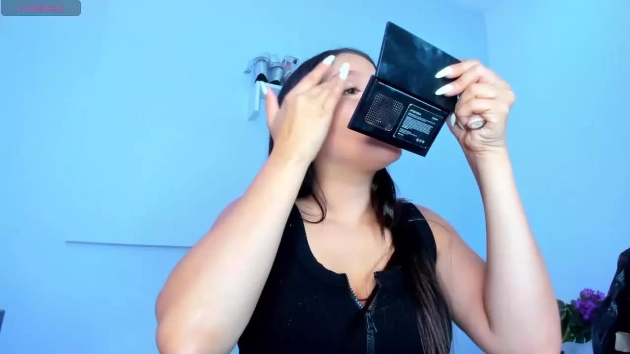 CassandraWhite on Streamray 