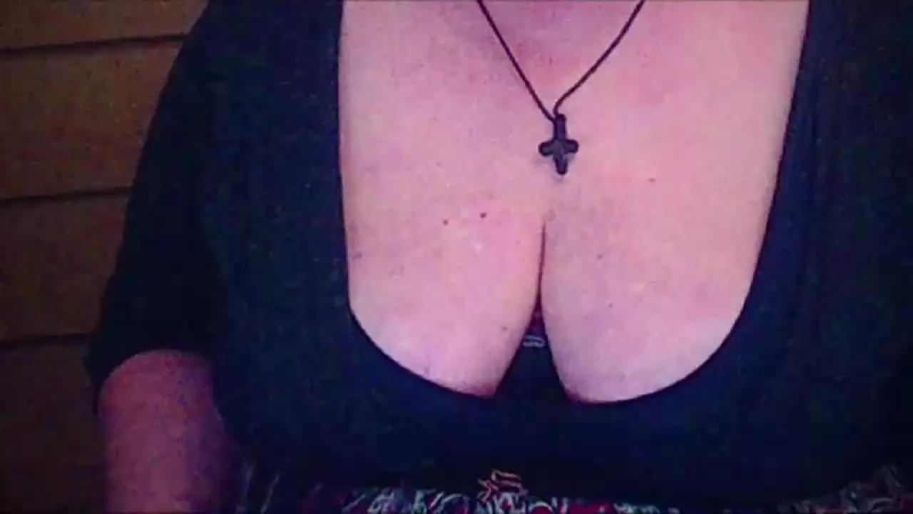 mayalove6969 on Streamray 