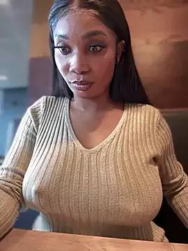 __Nessa__ on StripChat 