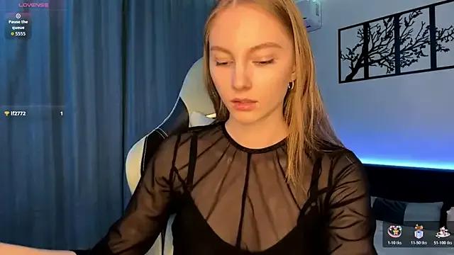 BrightAnnie — naked oil show + suck very deep