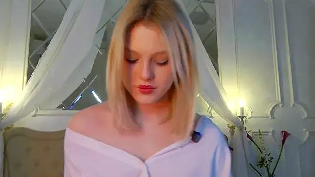 CaitlinSugar — kiss her