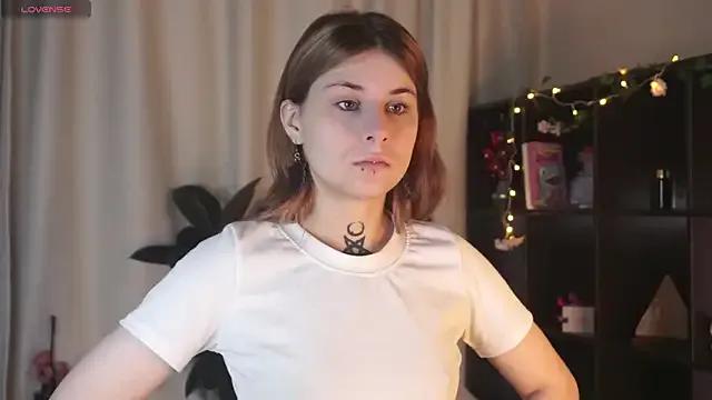 FifiGlow — put finger in ass and play