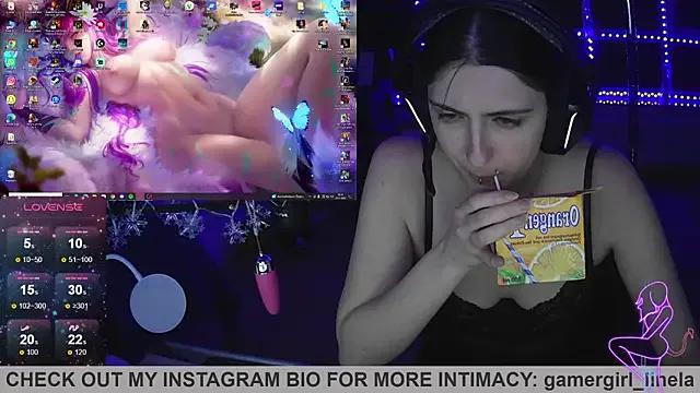 Gamergirl-Linela — LT Gets Shower Video