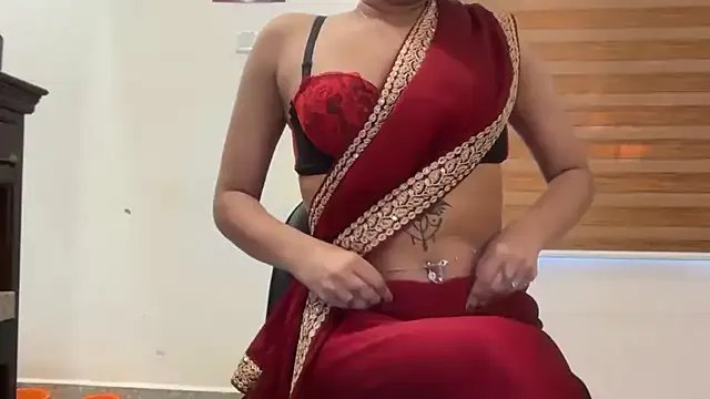 LucytheDevilQueen — Fisting