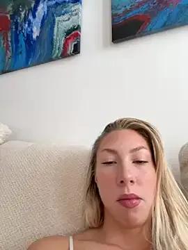 LuisaBecker — Blowjob naked 