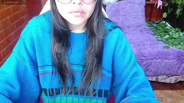 MidoriQuiinn on StripChat 