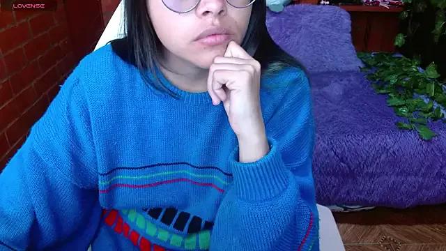 MidoriQuiinn on StripChat 