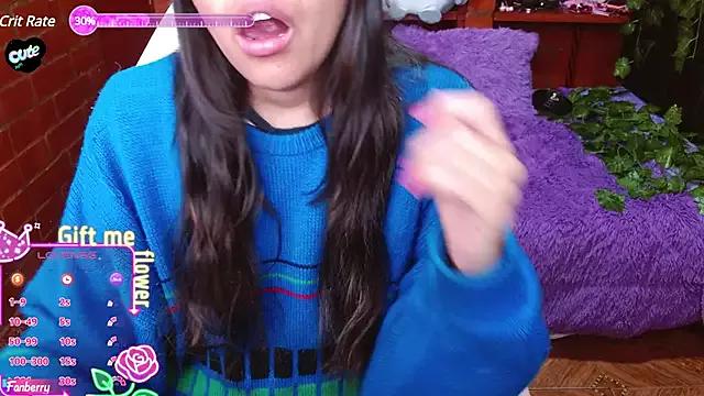 MidoriQuiinn on StripChat 