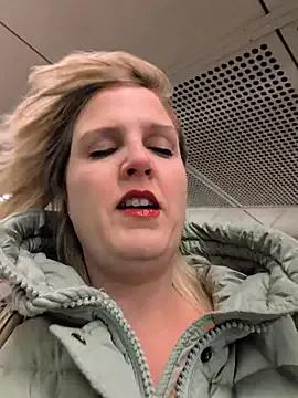 Sexybiene969 — Dildo BJ in tram