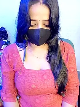 Sony-Model — Full nude boobs oil