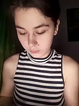 ToryTayler — Show pussy